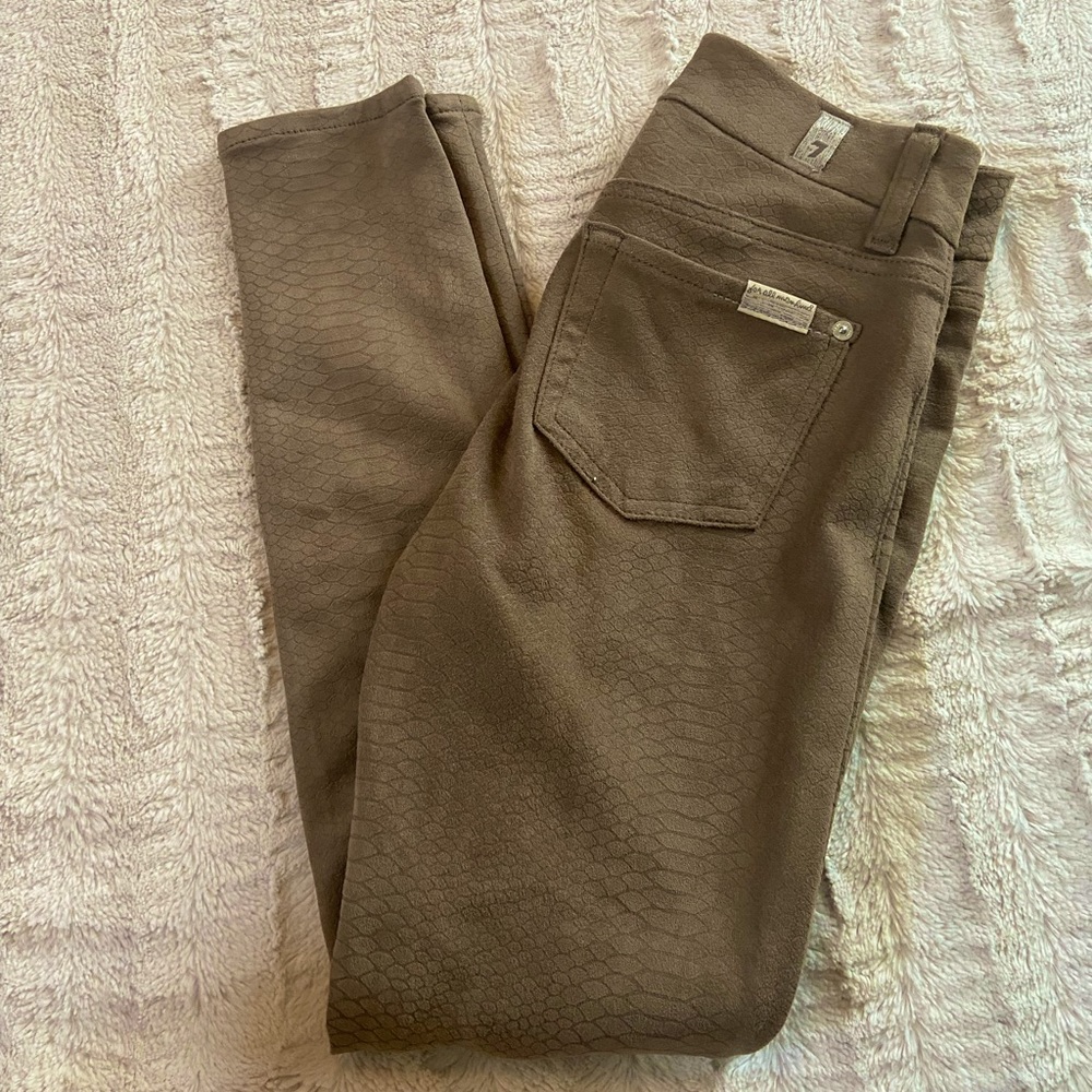 7 For All Mankind Sueded Skinny pants | size 26